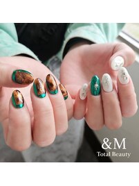 秋の個性派べっ甲ネイル☆