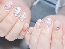 リュクネイル(RyukuNail)の雰囲気(70種類以上のネイルサンプルからお選びいただけます♪)