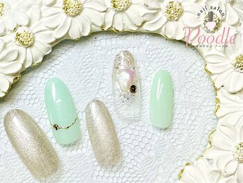 プードル(Poodle)/トレンドデザイン