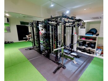 エンブリア(EMBRIA)/オールインワントレーニング機械