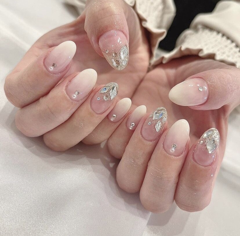 ネイル 🦋💿✨ Nail Art ⇨ @kawaiinailtokyo #デニムネイル #夏ネイル