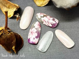 フラワーポイントネイル