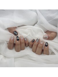 モノクロネイル