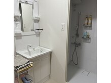ユラ(YURA)の雰囲気（シャワー室）