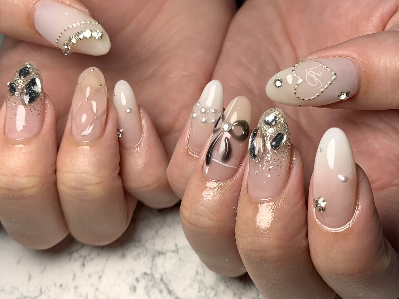 アズネイル 大宮(AZU NAIL)｜ホットペッパービューティー