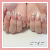 サロンドリスブラン(Salon du lys blanc)