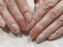 サン(SAN)/チェック柄ネイル