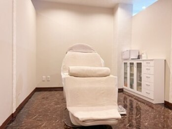 プライベートサロン ルクサージュ(Luxeage)/フェイシャルのお部屋