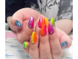 蛍光レインボーネイル☆
