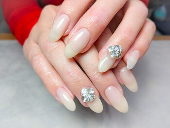 ラフィーナ(RAFFINA)/