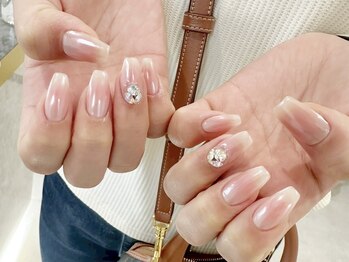 ユーフォリア(Euphoria)/ちゅるんチークミラー