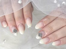 リッシュ トロワ(RICHE trois)/上品オフィスネイル