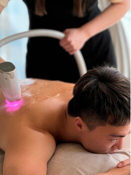 ビュースティ(BEAUSTIE)の写真/【ヒゲ脱毛3,000円★】VIOや全身脱毛も人気！毎日の面倒なヒゲ剃りが不要に♪清潔感UPで好印象◎