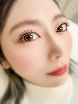 ファースト エイチイー(first He)の写真/まつげ&眉毛全施術/トップレベルの価格と高品質クオリティーを提供◎リーズナブルな価格で通いやすさ抜群♪