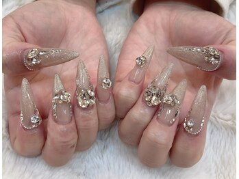 エスフィーネイルサロン ブリーユ(Esfy nailsalon Brille)/大人カラーキラキラネイル