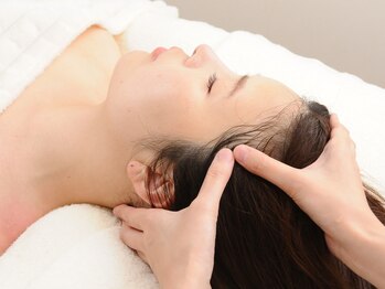 アオン(aon.)の写真/【眠れる小顔矯正】口コミ高評価！顔面麻痺のリハビリを美容にアレンジした手技でお痛みが苦手な方も安心◎