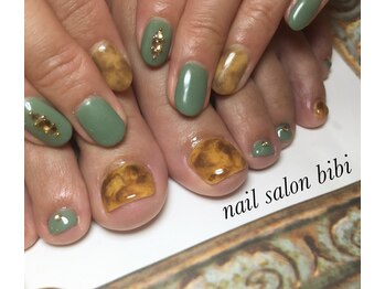 ネイルサロン ビビ(bibi)/カーキ×べっ甲ネイル