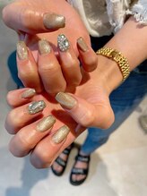 エム(em)/マグネットネイル