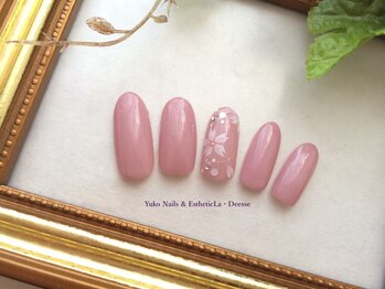 ユウコネイルズアンドエステティック ラ デェス(Yuko Nails & Esthetic La Deesse)/シルバーコース（定額制）¥6500