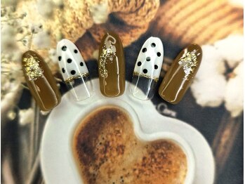 マーム(ma`am)/12月【定額】トレンド