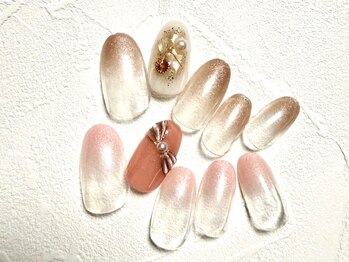 ティーエヌ 麻生店の写真/ラメグラ・カラグラ2700円/定額3800円～★リーズナブルに可愛いネイルを楽しめるのが嬉しい！Art追加もOK♪