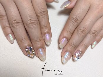 ツイン(twin.)/ワンホンデザイン