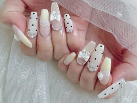 ドットネイル　レースネイル