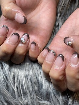 ネイル アンド まつげエクステサロン キュア(Cure)/フレンチストーン