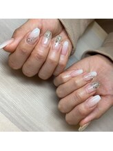 ウルネイル(ulu.Nail)/ホワイトグラデ×ラメグラ