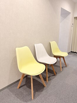 群馬高崎美容鍼灸院ハリナチュレ【小顔矯正/美容鍼】【3/1NewOpen(予定)】/待合室