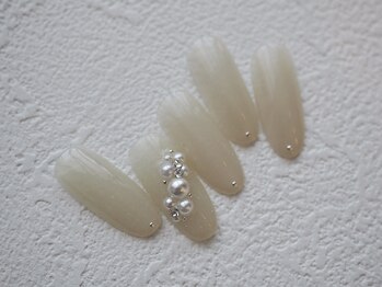 ルームイチマルニ バイ マルメネイル(room102 by malmonail)/定額¥12980 担当:廣瀬