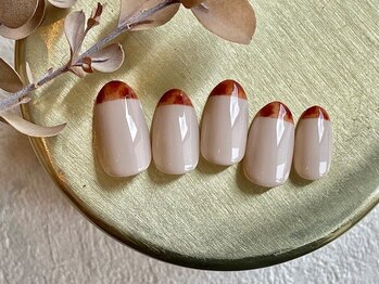 ブレスネイル(brace Nail)/グレージュ×べっ甲