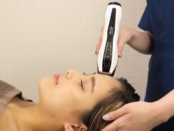 セレ(Cele)/美顔器でたるみ・むくみ改善!