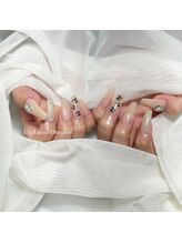 アン ジョーヌドラゴ/【ロングネイル】大人ネイル