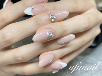 ウフネイル(ufu nail)の写真/《カラー400色以上!!》大人女性に大人気♪手になじむ可愛いデザイン多々あり☆美しい指先で手元の印象◎