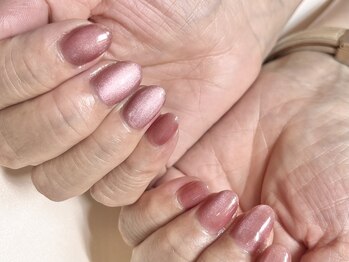 艶ピンクマグネットネイル