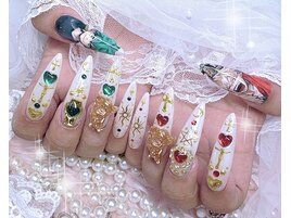 痛ネイル　モチーフ　ロング