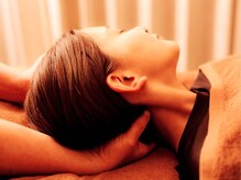 リラクシーアンドコー(Leluxy&Co.)の雰囲気（大好評の横向き施術、うつ伏せが苦手な方に◎マスクをしたままOK）