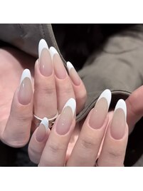 美フォルム白フレンチ