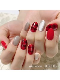 冬のほっこりチェックネイル