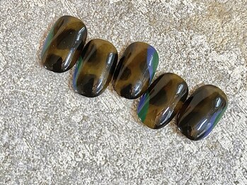 アロナ ネイルサロン アンド スクール(alona)/ひとくせレオパード＊