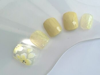 ブエノスカリン(Buenos Karin)/イエローフラワー