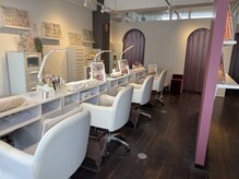 ティーエヌ 名古屋矢場町店の雰囲気（白を基調とした明るく開放的な空間で、ゆったりとした時間を♪）