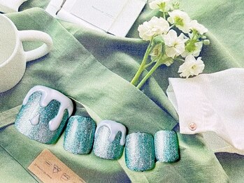 ぷっくりネイル