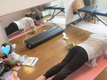 美尻のための矯正×ストレッチサロンPONO FIT.【ポノフィット】の写真/【お子様連れのお客様多数◎】ママに優しい安心のプライベート空間♪産後の気になる体型悩みも徹底ケア★