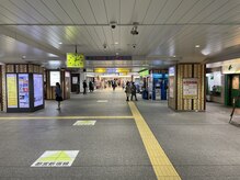 ラグジー 本八幡店(LUXY)/JR本八幡駅からの道順 1