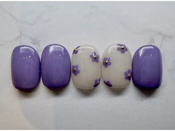 サイン(sin.)/手書き小花ネイル