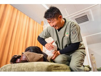 整骨院がじゅまる堂の写真/羽のように軽やかな肩へ♪「揉む」が効かない「しぶとい肩こり」にはコレ◎筋肉を緩め可動域を広げます！
