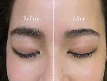 ワクシー 麻布十番店(WAXYYY.)/ハリウッドブロウリフト¥3,900～