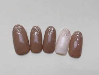 プライベートサロン イース/指先ラメネイル